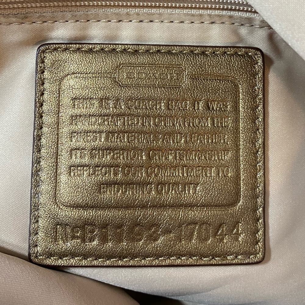 Coach tote - EUC - zipper closure- canvas - Picture 8 of 13